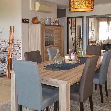 Beautiful In With Kitchen *